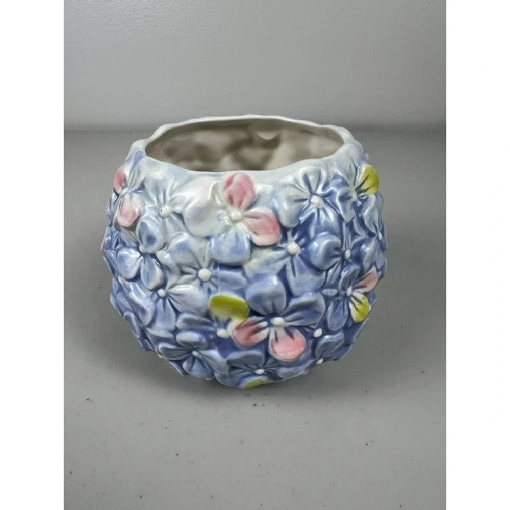 Blue Hydrangea Ceramic Planter 3D Floral Relief Succulent Pot with Drainage Hole